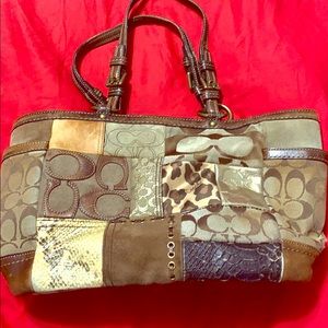 Patch tote purse